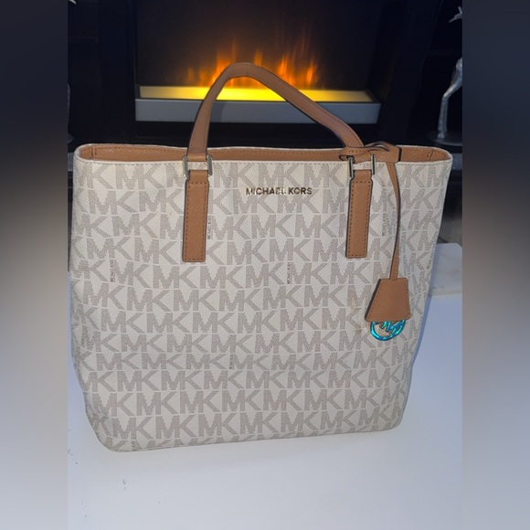 Michael Kors Handbags - Michael Kors Cream Signature Tote with Tan Trim